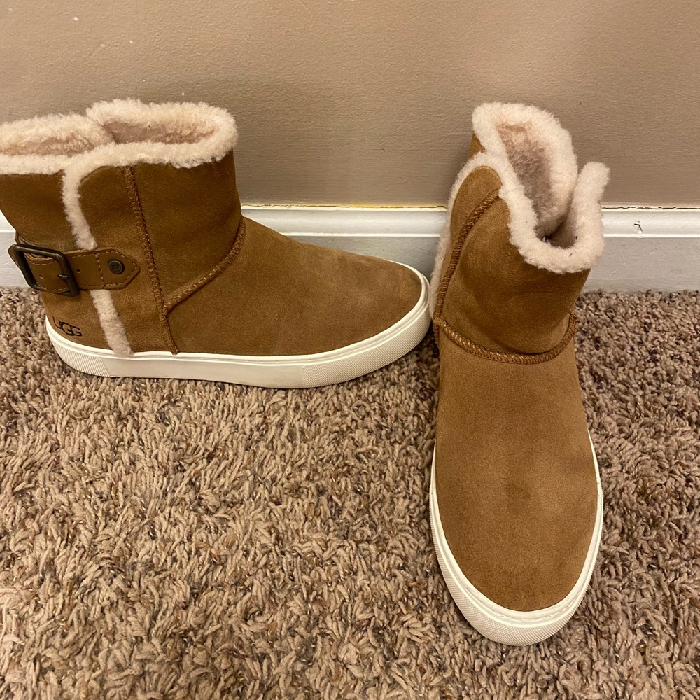 UGG Brown Shearling Ankle Boots - Aika Suede 6.5